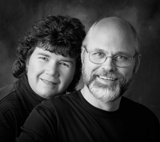 Business portrait of Dave and Lisa Samples